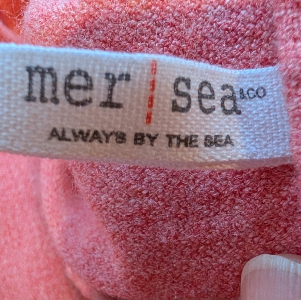 MerSea Travel Wrap Scarf With Fringe Sunset Coral Pink NWOT - Picture 6 of 8